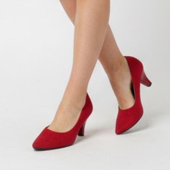 Karen Scott Shoes - Karen Scott Red Faux Suede Pointed Toe Kitten Heel Pumps Soft Step Sz 8